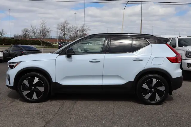 2024 Volvo XC40 Recharge - Photo 5