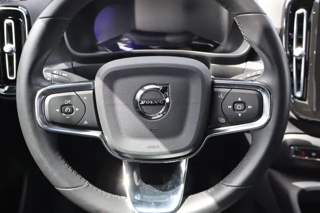 2024 Volvo XC40 Recharge - Photo 12