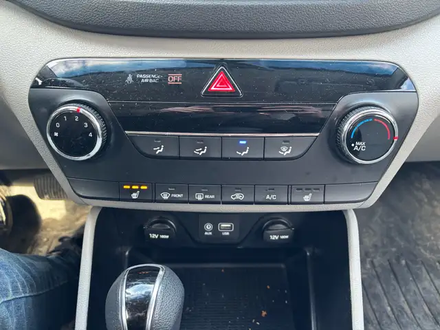 2017 Hyundai Tucson FWD 4dr 2.0L - Photo 16