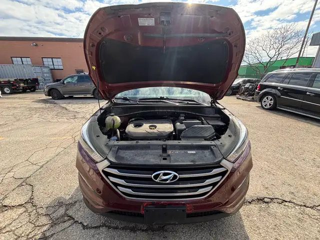 2017 Hyundai Tucson FWD 4dr 2.0L - Photo 19