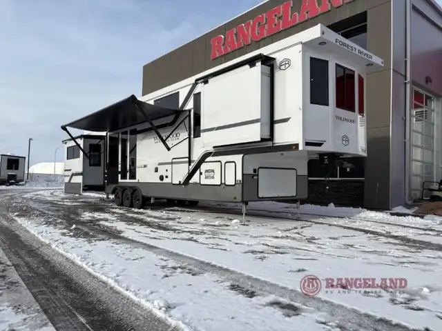 2026 Forest River RV Wildwood Heritage Glen ROOST43