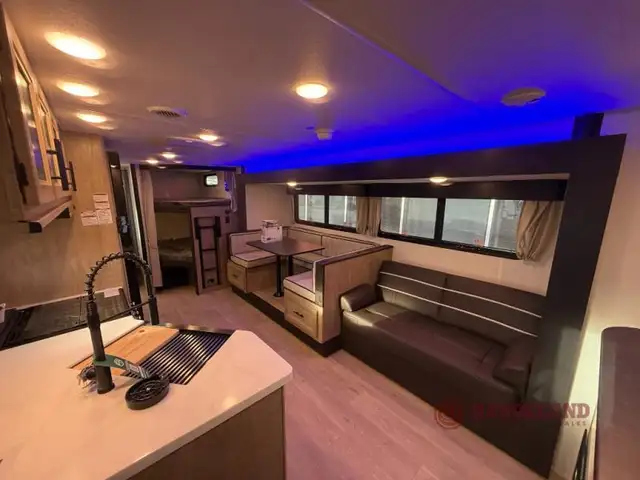 2026 Forest River RV Cherokee Grey Wolf Black Label 26DBHBL - Photo 3