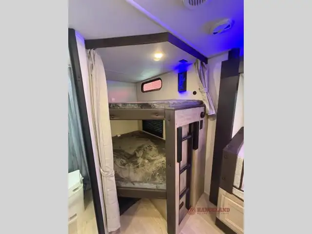 2026 Forest River RV Cherokee Grey Wolf Black Label 26DBHBL - Photo 7