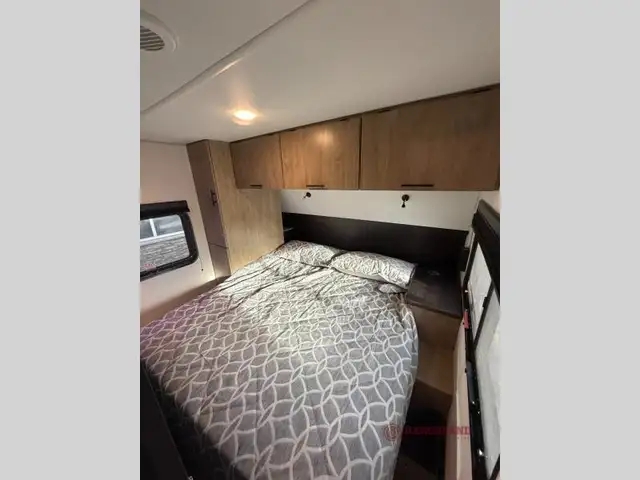 2026 Forest River RV Cherokee Grey Wolf Black Label 26DBHBL - Photo 12