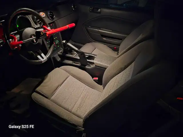 2005 mustang - Photo 9