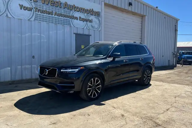 2016 Volvo XC90 T6 Momentum AWD - Photo 8