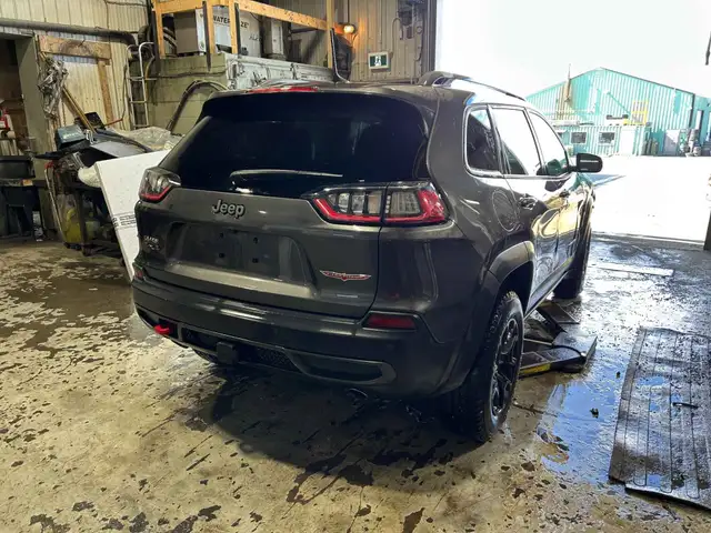 2021 Jeep Cherokee Trailhawk Elite - Photo 3