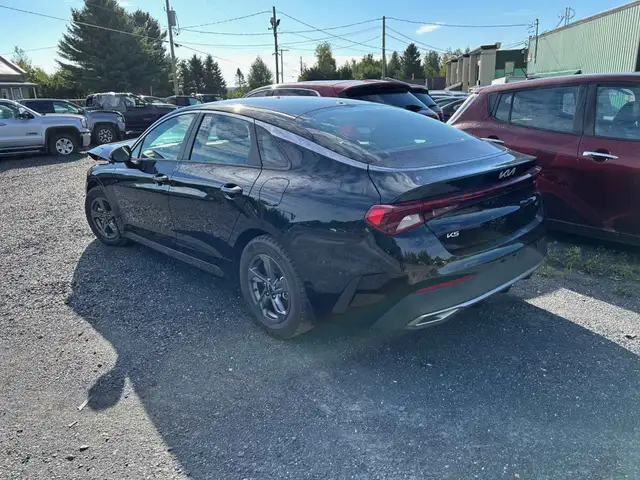 2024 Kia K5 BASE - Photo 3
