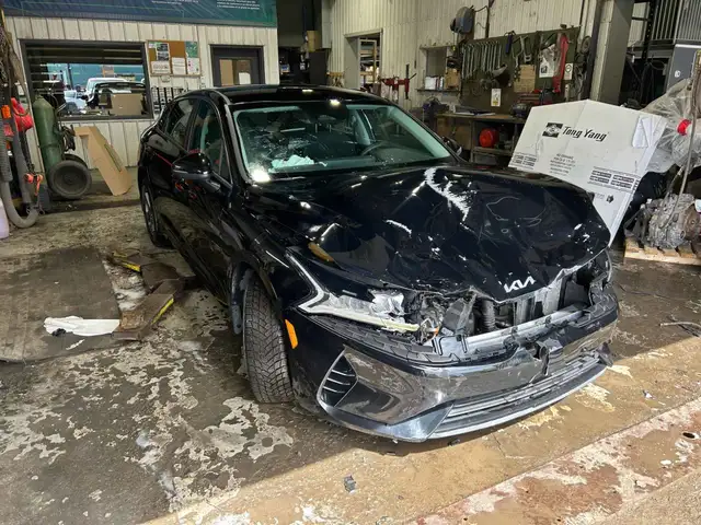 2024 Kia K5 BASE - Photo 6