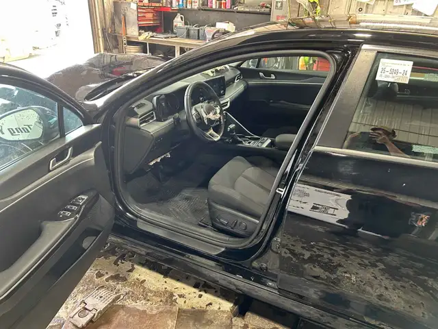 2024 Kia K5 BASE - Photo 7