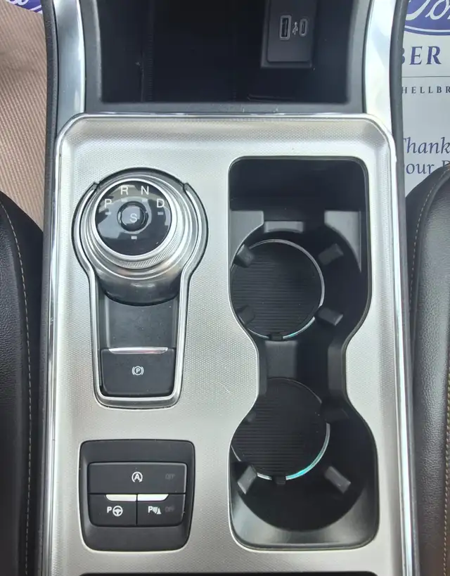 2024 Ford Edge Titanium - Photo 14