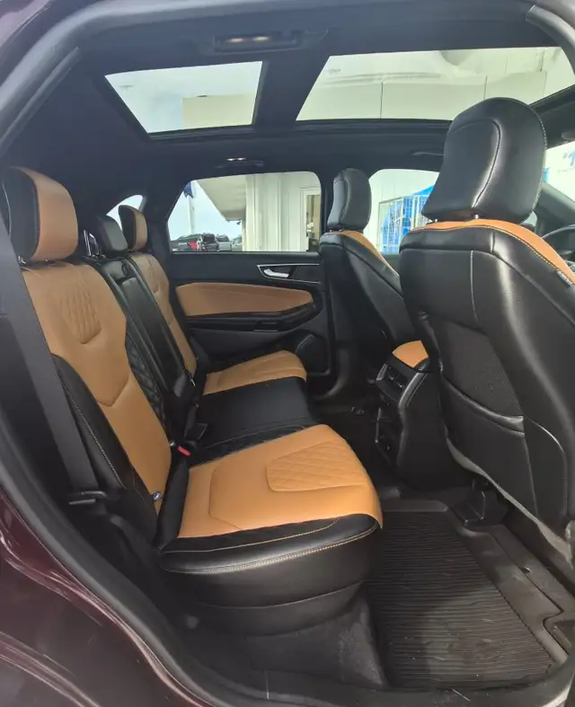 2024 Ford Edge Titanium - Photo 15