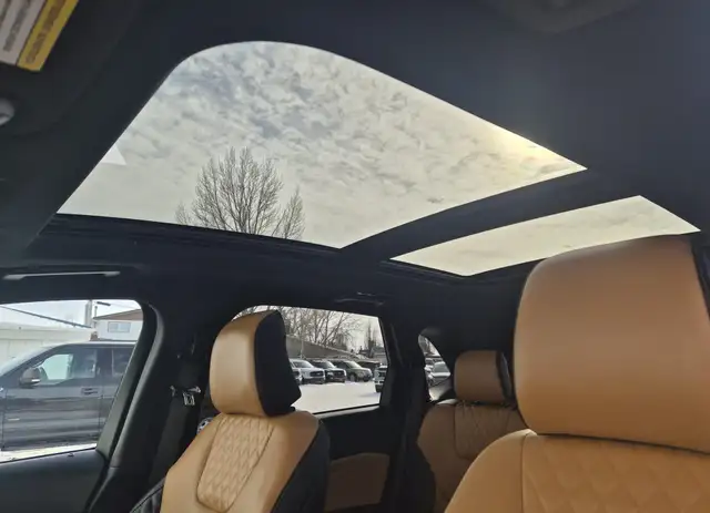 2024 Ford Edge Titanium - Photo 18