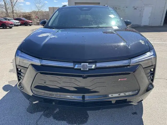 2024 Chevrolet Blazer EV eAWD RS | VENTED SEATS | HEATED WHEEL - Photo 12