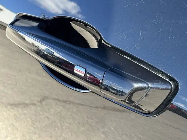 2024 Chevrolet Blazer EV eAWD RS | VENTED SEATS | HEATED WHEEL - Photo 14