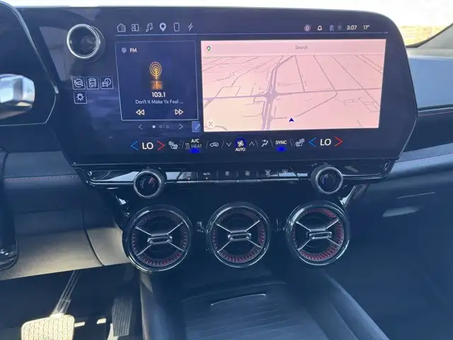 2024 Chevrolet Blazer EV eAWD RS | VENTED SEATS | HEATED WHEEL - Photo 28