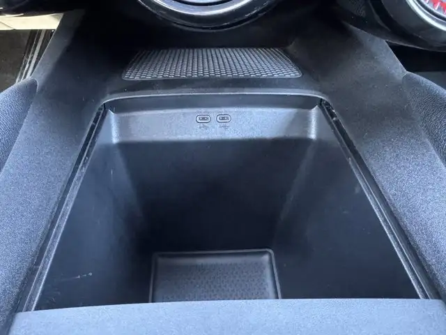 2024 Chevrolet Blazer EV eAWD RS | VENTED SEATS | HEATED WHEEL - Photo 31