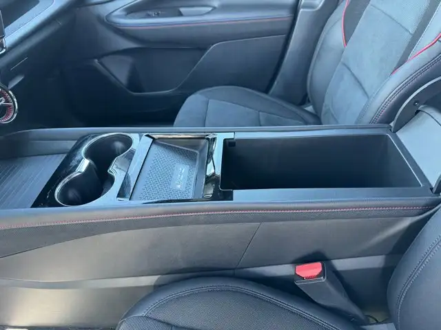 2024 Chevrolet Blazer EV eAWD RS | VENTED SEATS | HEATED WHEEL - Photo 38