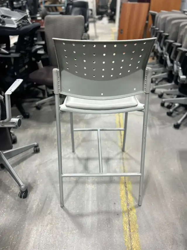 Global Sonic 6558 Armless Bar Stool-Excellent Condition! - Photo 6