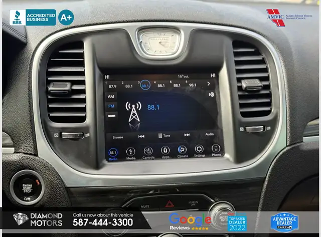 2018 Chrysler 300 Touring AWD - Leather - Keyless Entry - Photo 17