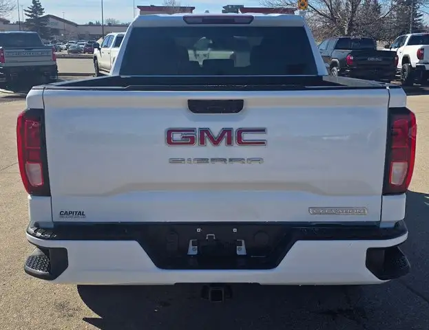 2024 GMC Sierra 1500 Elevation Crew Cab - Photo 4