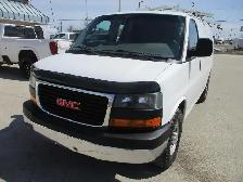 2015 GMC Savana Cargo Van RWD 2500 135' - Photo 2
