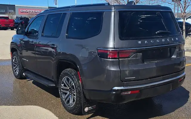 2022 Jeep Wagoneer Series III - Photo 3