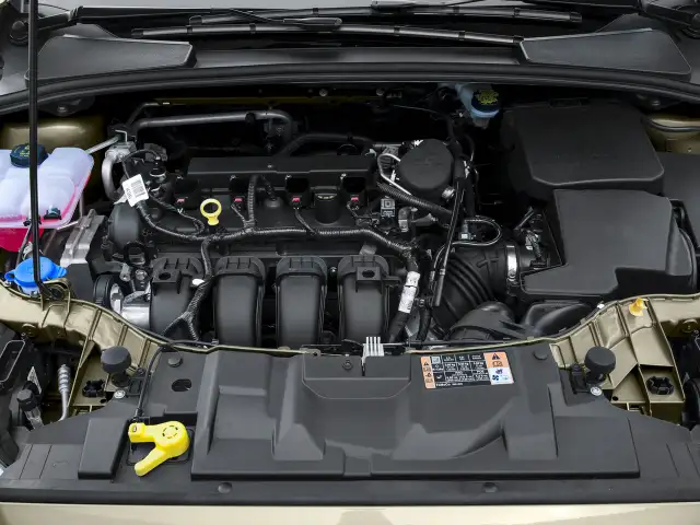 2017 Ford Focus - Photo 9