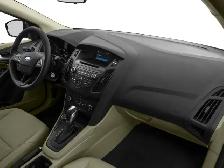 2017 Ford Focus - Photo 12