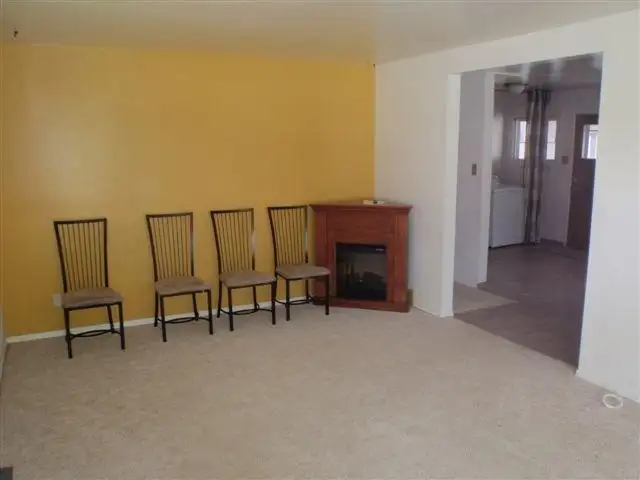 Just beside U of M,  3 bedrooms whole house for rent - Photo 6