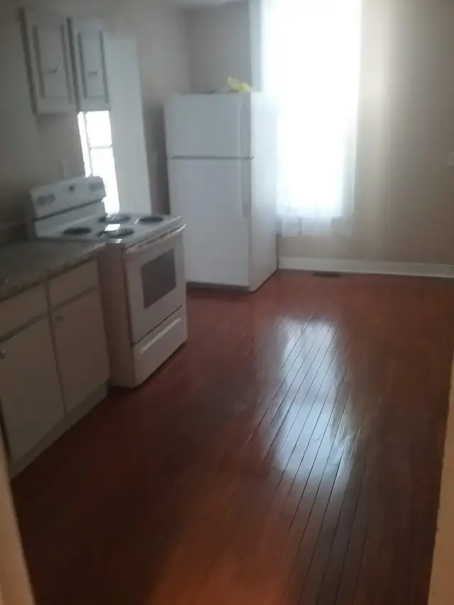 1 Bedroom Apartment Stouffville Ont. - Photo 2