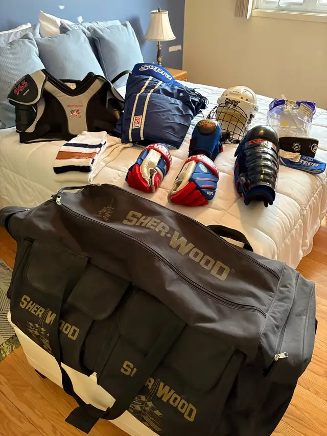 Équipement de hockey pour adultes