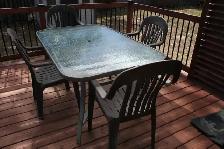 Table patio terrasse jardin   4 chaises Livraison possible