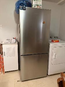 RÉFRIGÉRATEUR TITANE HISENSE