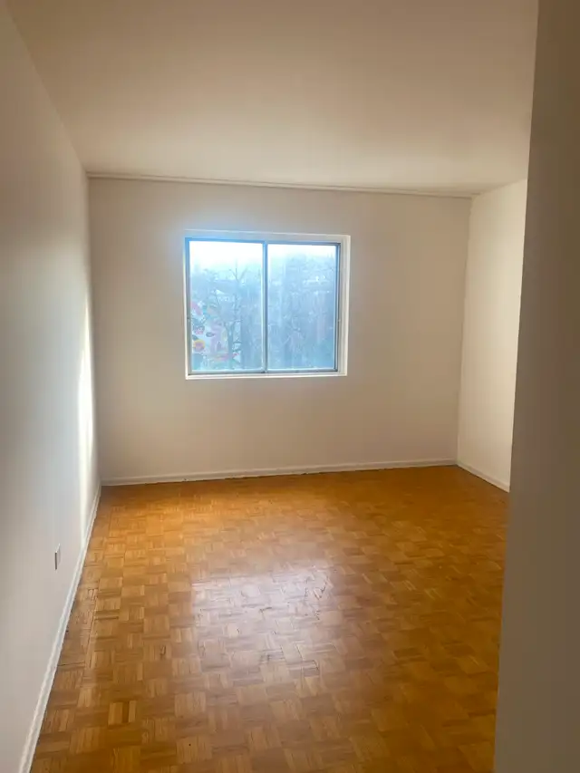 2 chambres à coucher 1 salle de bain Appartement - Photo 3