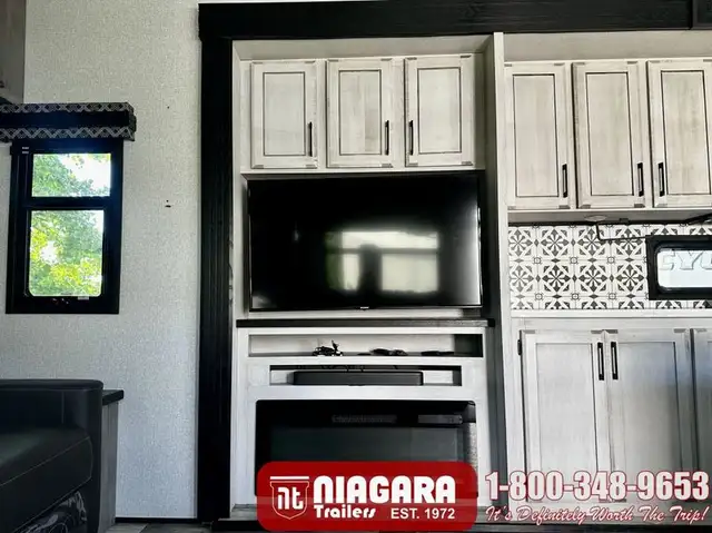 2022 K-Z INC. DURANGO GOLD 383RLQ Fifth Wheel - Photo 9