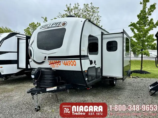 2025 FOREST RIVER ROCKWOOD GEO PRO 20BH Travel Trailer - Photo 2