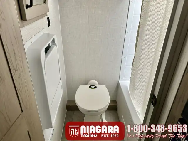 2025 FOREST RIVER ROCKWOOD GEO PRO 20BH Travel Trailer - Photo 21