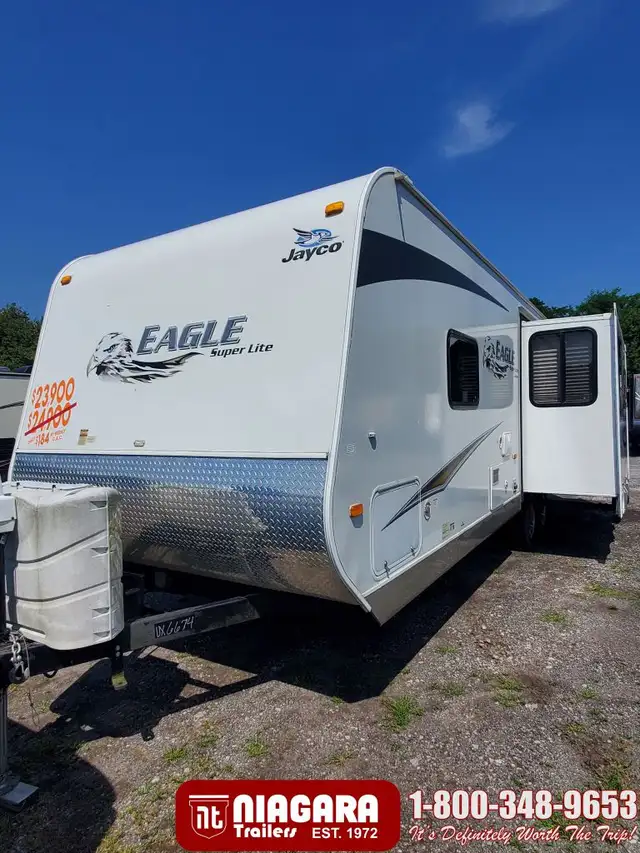 2011 JAYCO EAGLE 298RLS Travel Trailer - Photo 2