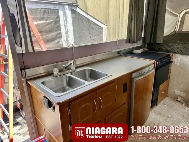 2006 FLEETWOOD HIGHLANDER 4033 Tent Trailer - Photo 8