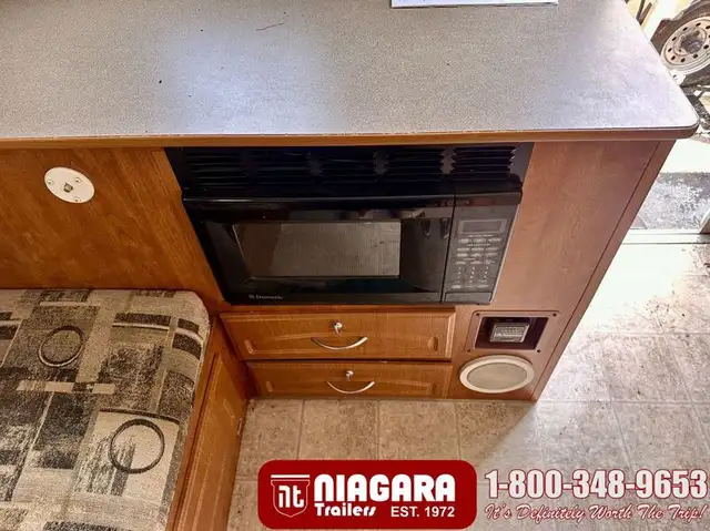 2006 FLEETWOOD HIGHLANDER 4033 Tent Trailer - Photo 11