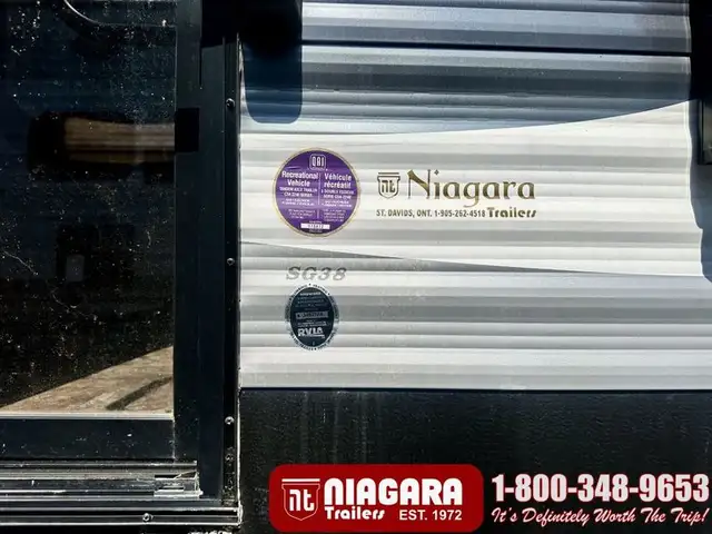 2014 KEYSTONE SPRINGDALE 38FL Park Model - Photo 6