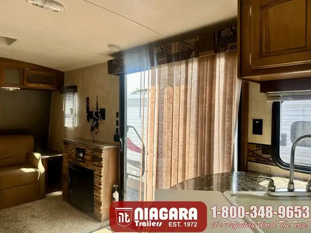 2014 KEYSTONE SPRINGDALE 38FL Park Model - Photo 14