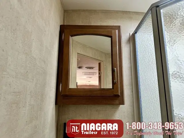 2014 KEYSTONE SPRINGDALE 38FL Park Model - Photo 22