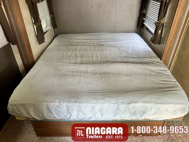 2014 KEYSTONE SPRINGDALE 38FL Park Model - Photo 26