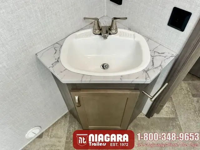 2021 EAST TO WEST ALTA 3150KBH Travel Trailer - Photo 25