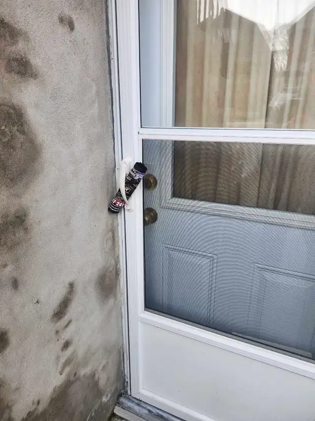 FLYERS DISTRIBUTION / DELIVERY ALL OVER MISSISSAUGA &BRAMPTON &G