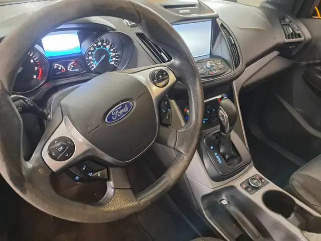 2014 Ford Escape AWD - Photo 5