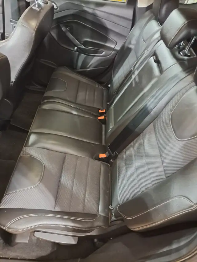 2014 Ford Escape AWD - Photo 7