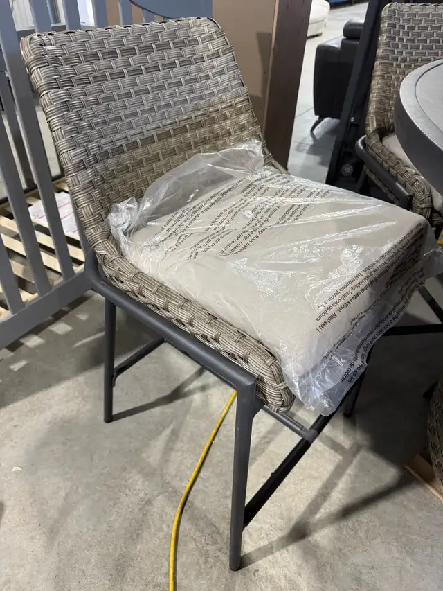 60" round outdoor dining set with fire table - Photo 4